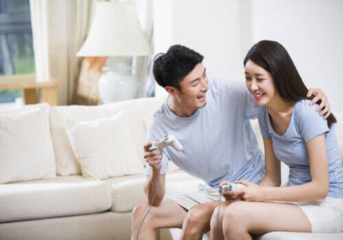 疑爱答情感课堂：【因为吵架导致的分手，爱情还能挽回吗？】